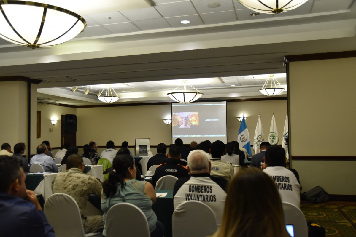 EL MINISTERIO DE AMBIENTE Y RECURSOS NATURALES EN COORDINACIÓN INTERINSTITUCIONAL IMPARTIÓ CONFERENCIA SOBRE GESTIÓN DEL FUEGO